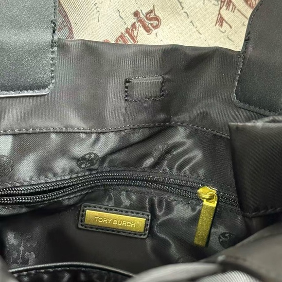 Tory Burch Women's Shoulder Bag - Picture 4 of 6